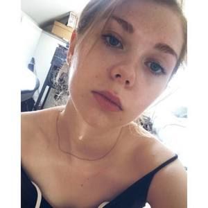 Meet your Posher, Charlotte